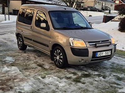 Begagnad 2003 Citroën Berlingo Minibuss | 69 000 kr