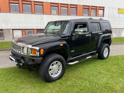 Hummer H3