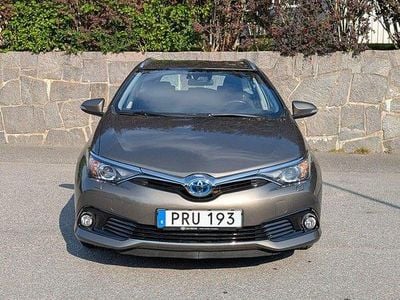 Toyota Auris Hybrid