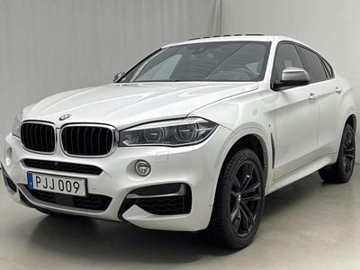 Vit Begagnad 2017 BMW X6 M50 Shadowline SUV | 400 000 kr