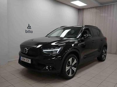 Svart Begagnad 2023 Volvo XC40 Single Motor SUV | 339 900 kr