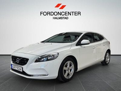 Begagnad Volvo V40 120 HK (88 kW) 2015 Vit Halvkombi
