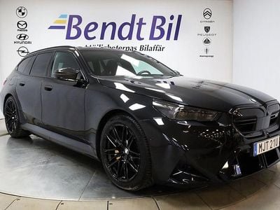 Black sapphire metallic Begagnad 2026 BMW M5 Comfort Edition Kombi | 1 575 000 kr