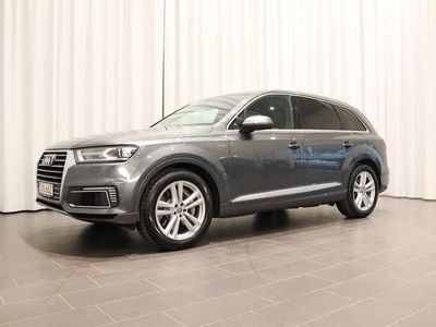 begagnad Audi Q7 Quattro E-TRON 285 HK S-LINE