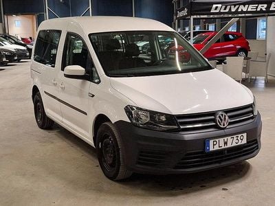 Begagnad VW Caddy 102 HK (75 kW) 2017 Vit Minibuss