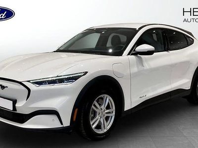 Vit Begagnad 2022 Ford Mustang Mach-E Standard Range SUV | 339 900 kr (Lite dyr)
