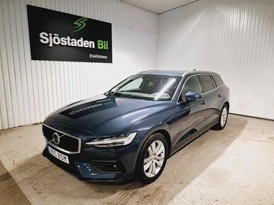 Blå Begagnad 2020 Volvo V60 Momentum Kombi | 304 900 kr (Marknadspris)