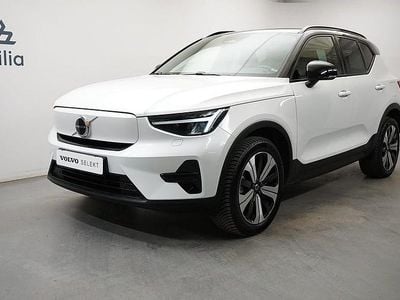 Vit Begagnad 2022 Volvo XC40 Core SUV | 349 900 kr