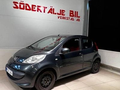 Begagnad Peugeot 107 68 HK (50 kW) 2007 Grå Halvkombi