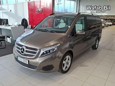 Grå Begagnad 2015 Mercedes V220 Minibuss | 364 900 kr