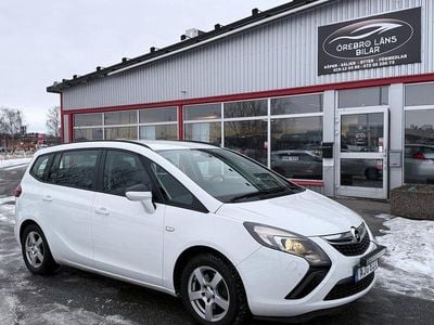 Begagnad Opel Zafira Tourer 136 HK (100 kW) 2014 Vit Minibuss