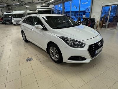 Begagnad Hyundai i40 Comfort 116 HK (85 kW) 2016 Vit Kombi