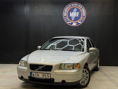 Grå Begagnad 2005 Volvo S60 Business Edition Sedan | 34 800 kr (Marknadspris)