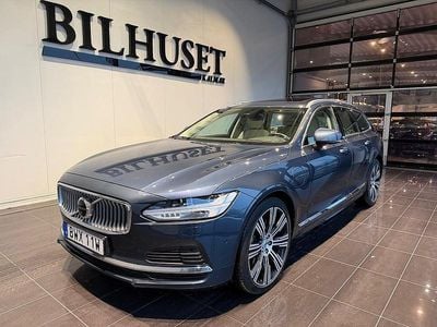Mörkblå Begagnad 2021 Volvo V90 Inscription Kombi | 379 900 kr (Lite dyr)