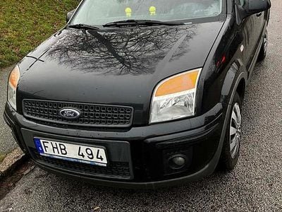 Begagnad 2007 Ford Fusion Halvkombi | 22 000 kr