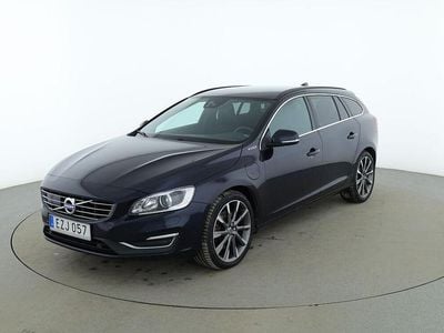 Begagnad Volvo V60 Momentum 234 HK (172 kW) 2018 Blå Kombi