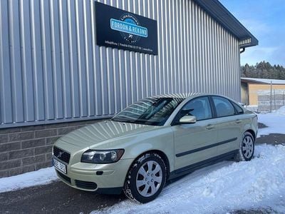 Begagnad Volvo S40 170 HK (125 kW) 2005 Grön Sedan