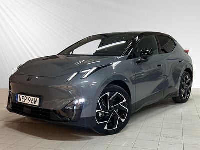 Grå Begagnad 2025 Lynk & Co 02 | 439 900 kr