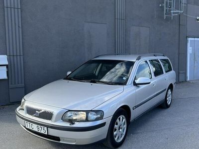 begagnad Volvo V70 2.4 Kamrem bytt / SOV / Nybesiktad 2003