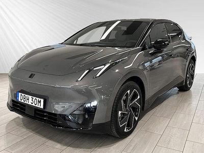 Begagnad 2025 Lynk & Co 02 Halvkombi | 389 900 kr