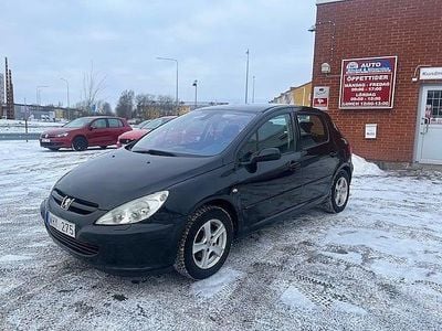 Begagnad Peugeot 307 136 HK (100 kW) 2004 Svart Halvkombi
