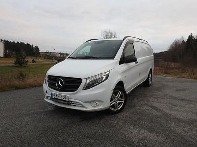 Vit Begagnad 2022 Mercedes Vito Van | 384 900 kr