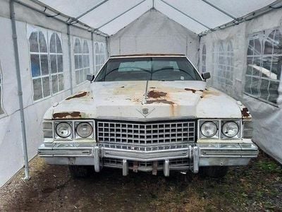 Begagnad 1974 Cadillac Coupé DeVille Sportkupé | 110 000 kr