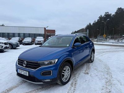 Begagnad VW T-Roc 116 HK (85 kW) 2017 Blå SUV
