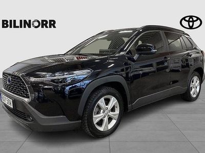 Begagnad Toyota Corolla Cross Style 200 HK (147 kW) 2023 Svart SUV