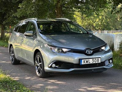 Toyota Auris Hybrid