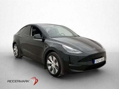 Begagnad Tesla Model Y Long Range AWD 378 kW (514 HK) 2023 Svart SUV