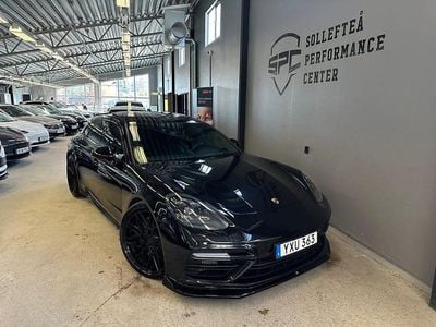 Begagnad Porsche Panamera Turbo Sport Turismo 549 HK (403 kW) 2018 Svart Sedan