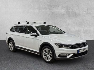 Begagnad VW Passat Alltrack 190 HK (139 kW) 2018 Vit Kombi