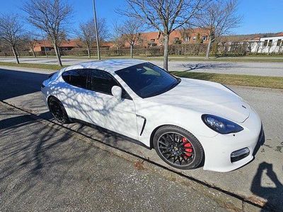 Porsche Panamera GTS