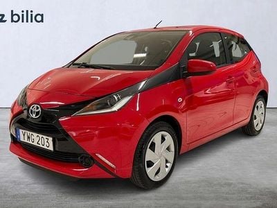 Röd Begagnad 2017 Toyota Aygo X-play Halvkombi | 99 900 kr (Lite dyr)