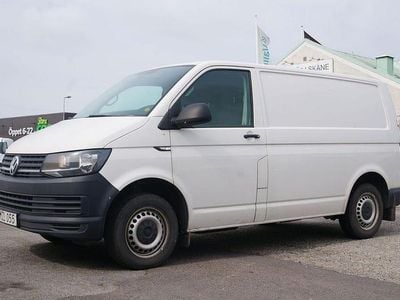 Vit Begagnad 2016 VW T6 Van | 89 000 kr (Marknadspris)