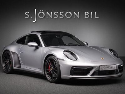 Porsche 911 Carrera GTS