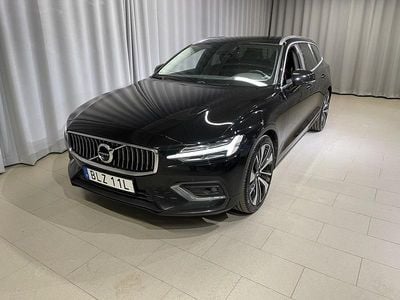 Svart Begagnad 2020 Volvo V60 Inscription Kombi | 249 900 kr (Marknadspris)