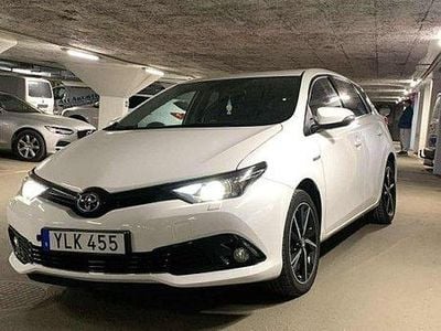 Toyota Auris Hybrid
