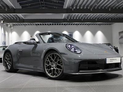 Flerfärgad Ny 2025 Porsche 911 Carrera S Cabriolet Cab | 1 895 000 kr