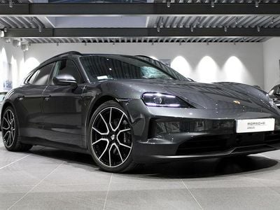 Begagnad Porsche Taycan Sport Turismo 300 kW (408 HK) 2024 Grå Kombi