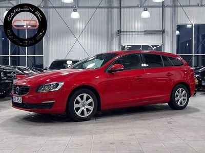 Röd Begagnad 2018 Volvo V60 Kinetic Kombi | 164 900 kr (Bra pris)