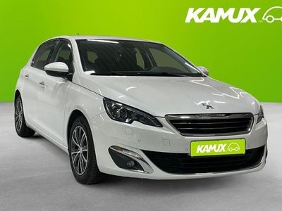 Begagnad Peugeot 308 Allure 131 HK (96 kW) 2015 Vit Halvkombi