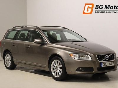 Grå Begagnad 2009 Volvo V70 Momentum Kombi | 124 900 kr (Lite dyr)