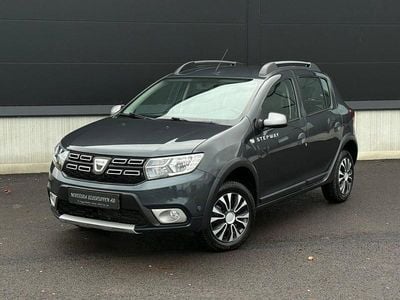 Begagnad Dacia Sandero Stepway 90 HK (66 kW) 2018 Mörkgrå Kombi