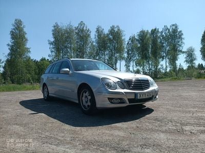 Mercedes E200