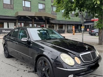 Mercedes E320