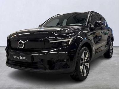 Svart Begagnad 2022 Volvo XC40 Plus SUV | 339 900 kr