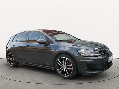 Mörkgrå (grå) Begagnad 2013 VW Golf VII GTD Halvkombi | 128 000 kr (Dyr)
