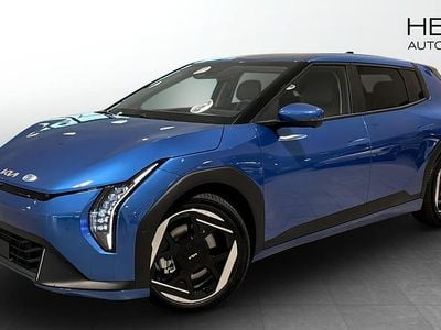 Blå (blue) Ny 2025 Kia EV4 Plus Halvkombi | 499 900 kr (Bra pris)